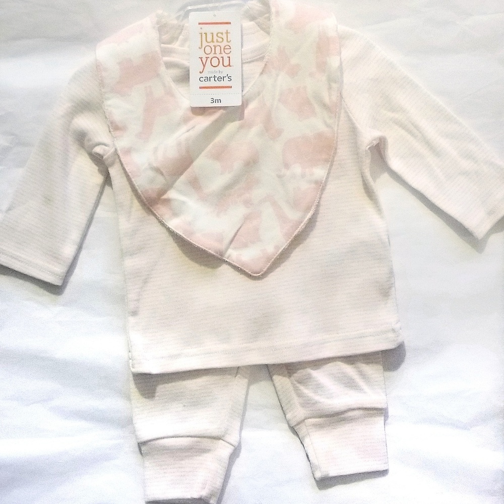 New 3 Piece Outfit With Bib (3 Months)